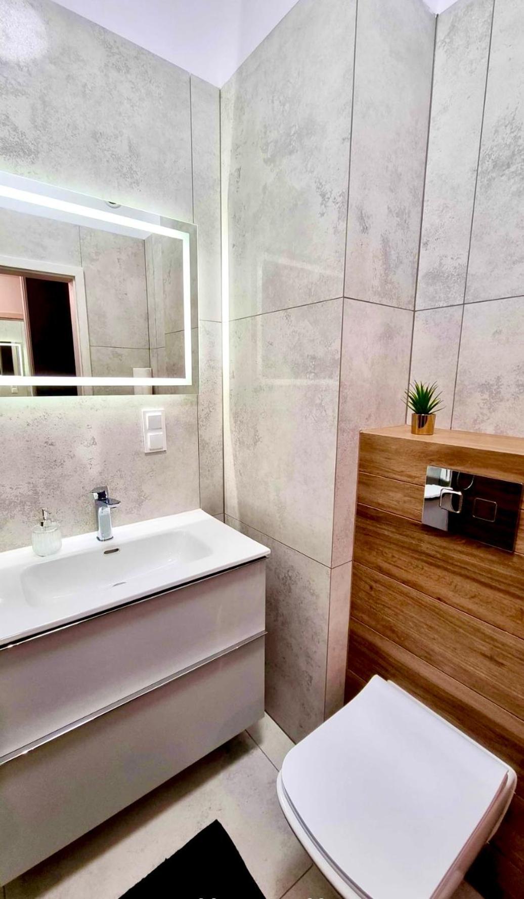 Hanza Tower De Lux Green Щецин Екстер'єр фото